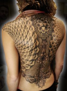 tatuaggio ornamentale